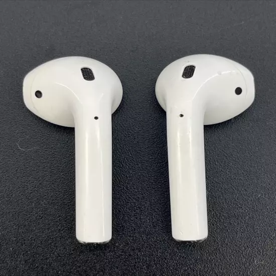 Apple AirPods White In Ear Headset with Charging Case 2nd Generation - Tested