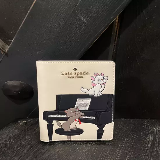 kate spade x Disney Aristocats Limited Ed Passport Wallet White Leather - NWT