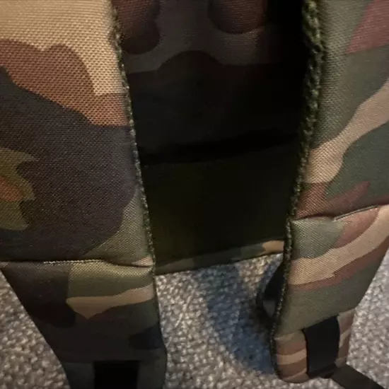 Herschel Tech Daypack 20L Camo Used Great Condition!