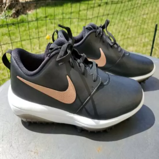 Nike Roshe G Tour Golf Shoes Black/Gold AR5582-001 Women’s Size 10 NEW