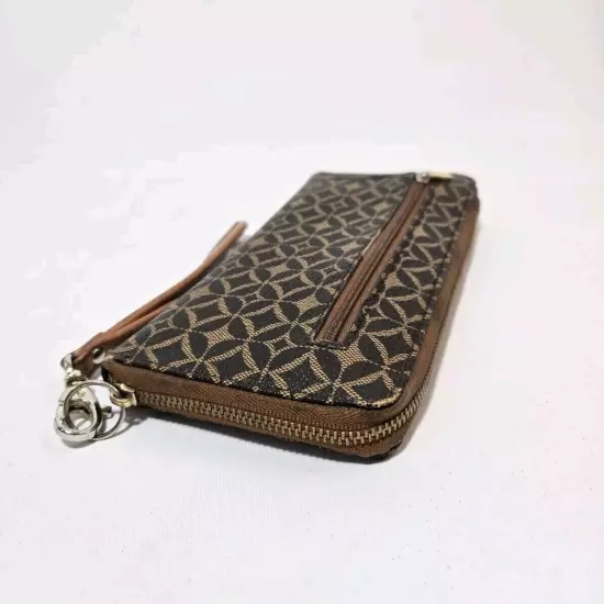 Fossil Clutch Wallet Zip Around Brown Leather Geometric Pattern