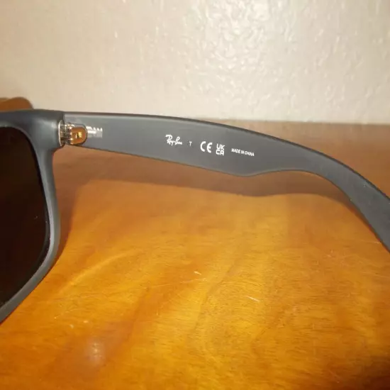 Ray Ban RB 4165 JUSTIN 852/88 Matte Gray Frame Gray Lenses Sunglasses