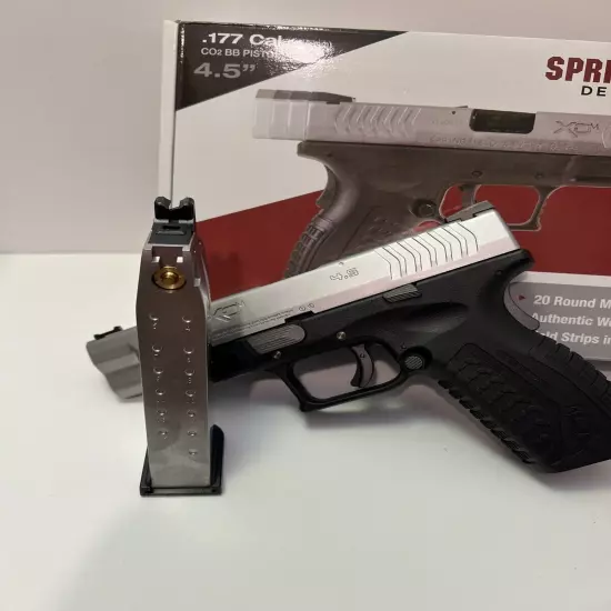 Springfield XDM, 4.5", .177 cal, 325 FPS, 20x, CO2, Blowback, Bi-tone Air Pistol