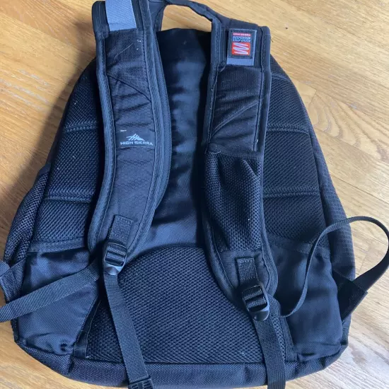 HIGH SIERRA COMPUTER LAPTOP BACKPACK BLACK SUSPENSION STRAP SYSTEM