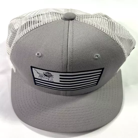 Under Armour #UA935 Baseball Lion Structured Fit Grey Snapback Trucker Hat