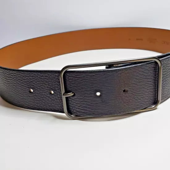 Banana Republic Belt Italian Leather Med. Made in Usa Contoured, Slight Curve