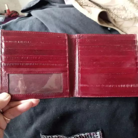 Vintage Genuine EEL Skin Red Bi Fold Card Money Wallet