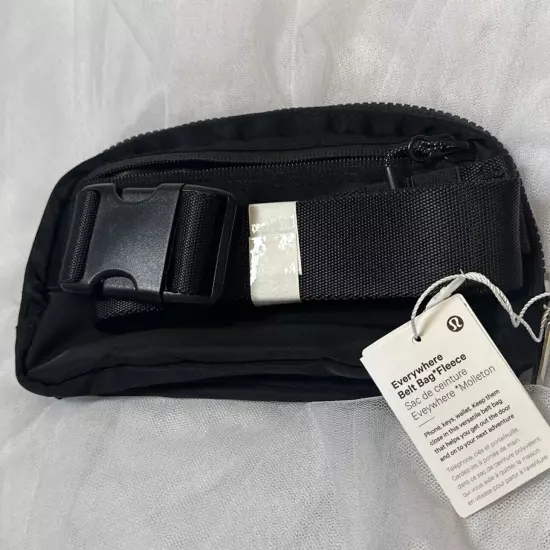 Lululemon Athletica Everywhere Women's Belt Bag- Black -BRAND NEW! Tags Attached