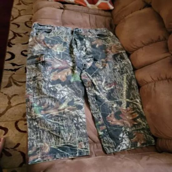 Cabelas Mossy Oak Camo Cargo Pants 42 Regular Hunting