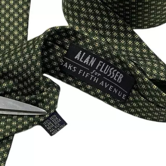 ALAN FLUSSER SEVENFOLD Green Geometric Silk LUXURY Tie ITALY