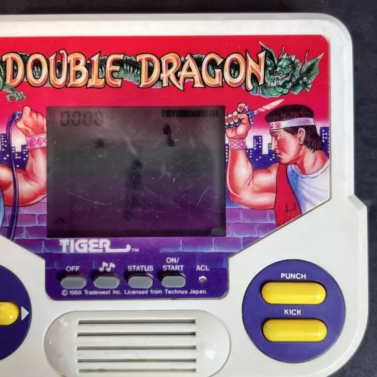 DOUBLE DRAGON Tiger Electronics Handheld Game 1988 TESTED WORKS