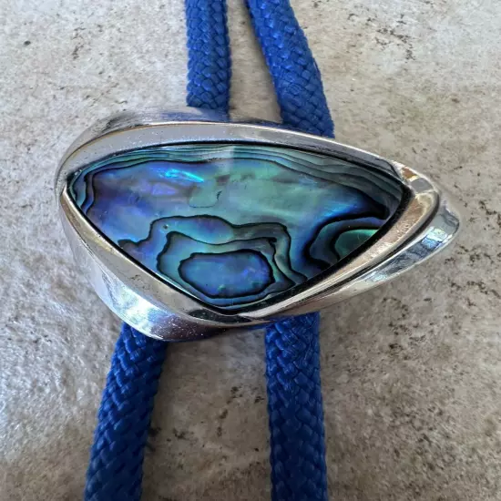 Stunning Vintage Abalone Shell Bolo Tie Men’s