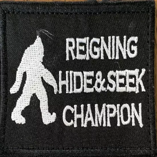 Patch Tactical "Reigning Hide & Seek Champion Embroidered Hook-Back Adhesion