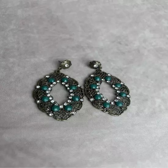 Vintage Turquoise and Gold Tone Earrings 1970s