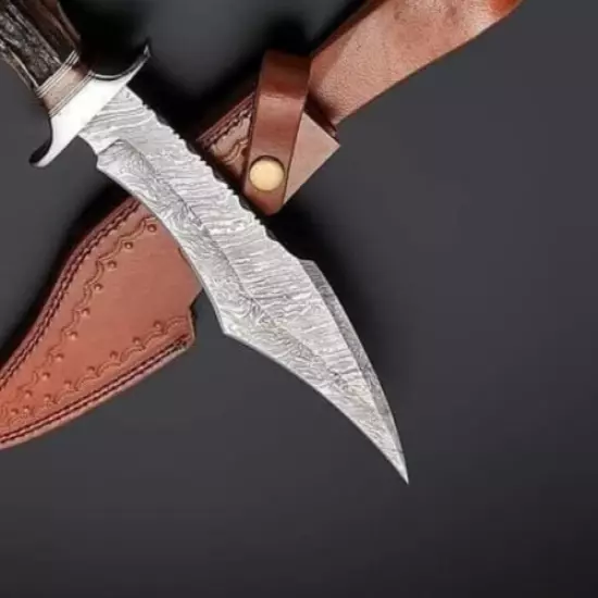 BEAUTIFUL CUSTOM HAND MADE DAMASCUS STEEL HUNTING BOWIE KNIFE HANDLE STAG HORN