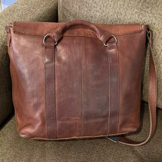 Duluth Trading Company Single Flap Leather Messenger Bag Brown Commuter Tote