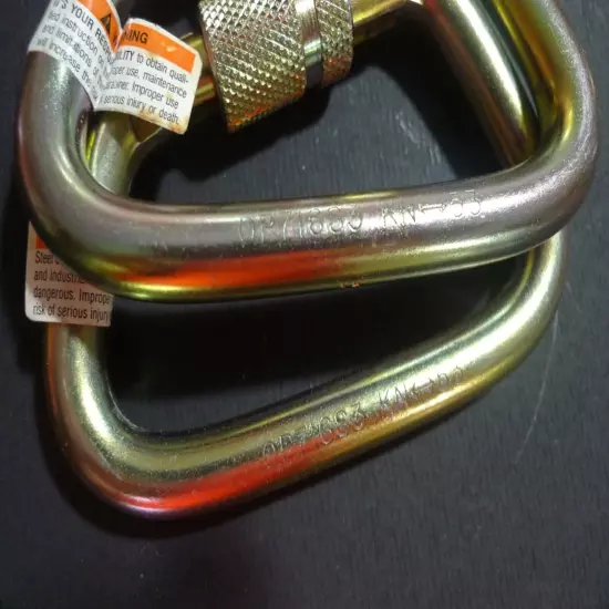 OMEGA - STEEL CARABINERS - LOT OF 2 - # OP716S3 - NEW OLD STOCK -53 KN- MADE@USA