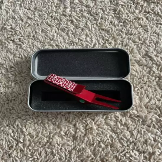 scotty cameron divot tool