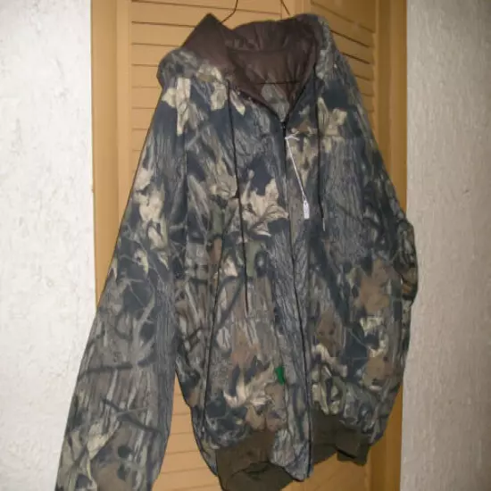 HU-29 - Mossy Oak brand Como Jacket Large w/Hood w/2 front pockets