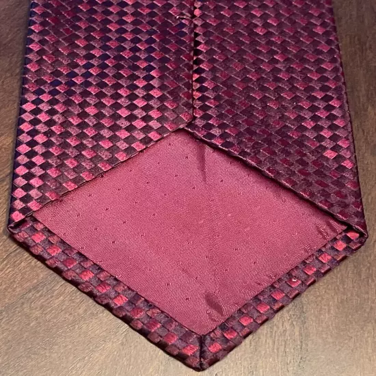 Geoffrey Beene Red 100% Silk Men’s Neck Tie Made In Italy