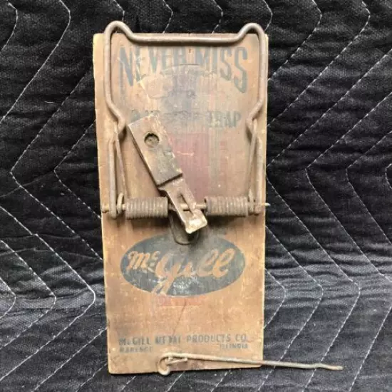 Rare Antique Vtg “Never Miss” Rat Trap Mcgill Metal Products Marengo Illinois