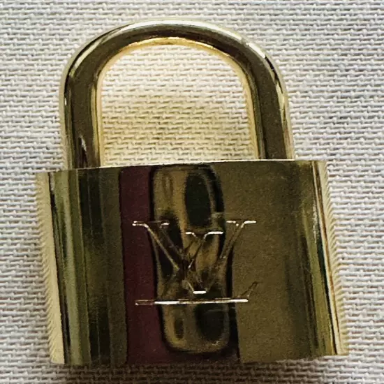 Louis Vuitton Name Tag + Padlock 