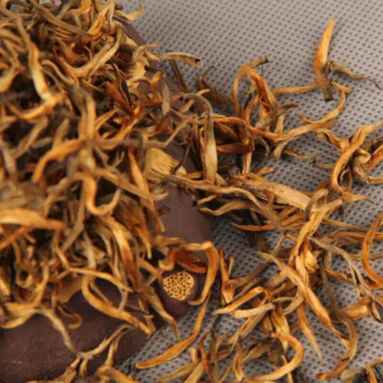 Yunnan Spring Tea Top Gold Wire Dian Hong Tea Red Single Bud Organic Black Tea