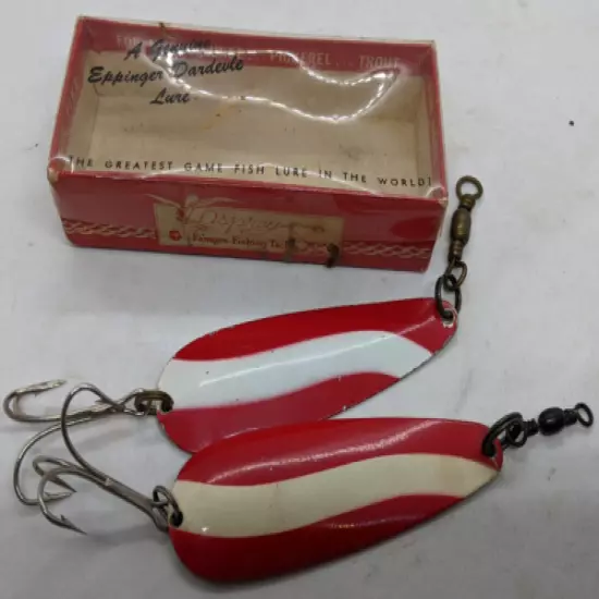 VINTAGE OSPREY EPPINGER DARDEVLE BOX + 2 VINTAGE SPOONS. FISHING LURE LOT