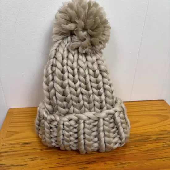 Wyeth Super Thick Knit Tan Taupe Slouch Pom Beanie One Size