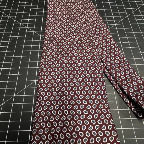 XMI Silk Tie. Maroon w Blue Paisley. 59” x 3.75”