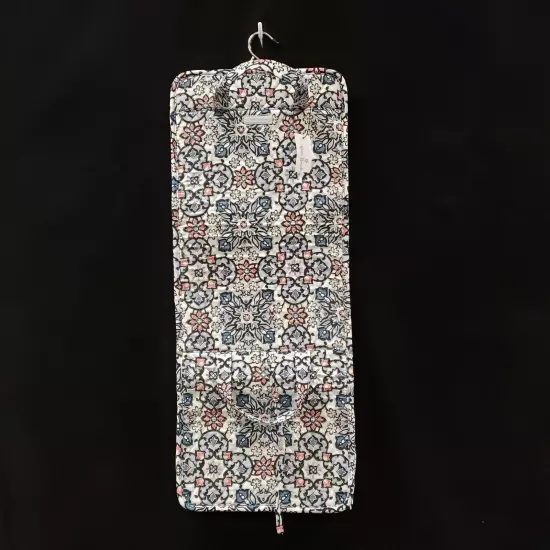 Vera Bradley Quilted Hanging Organizer Lisbon Medallion White Blue NWT Travel