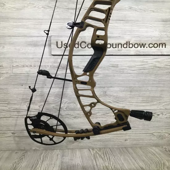 Hoyt VTM 31 Right Hand Bourbon 60-70lbs 25"-30"