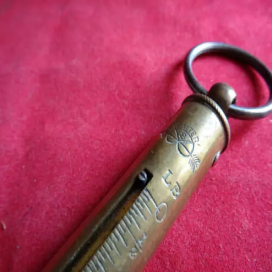 GOOD VINTAGE HARDY BRASS FISHING WEIGHING SCALES WEIGHS TO 4LB IN 1OZ DIVISIONS