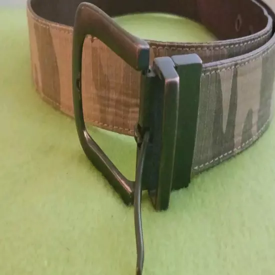 Camouflage Brown Leather Bronze Buckle Reversible Belt Length 35.5" - 39.5"