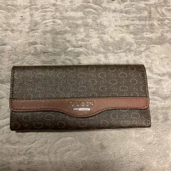 Women Guess Wallet