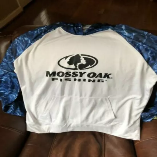 Men or Woman's Mossy Oak Fishing Hoodie & Face Gaiter, XL, Blue and White