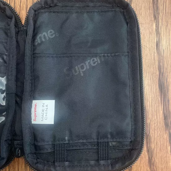 FW19 Supreme black small zip pouch cordura nylon bag Water resistant wallet