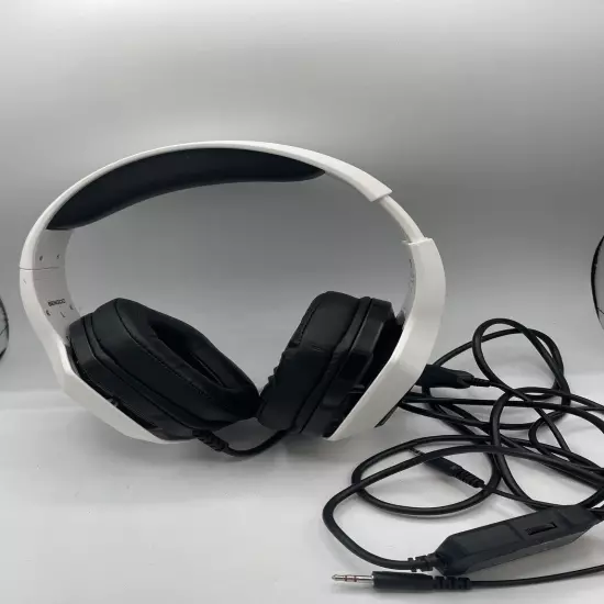 Gaming Headset, Multiplatform, Lightly used. 