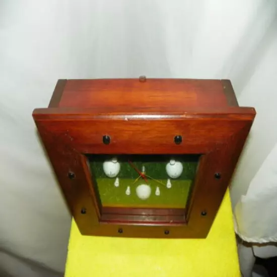 GOLF BALL/TEE CLOCK IN WOODEN CASE CUSTOM MADE