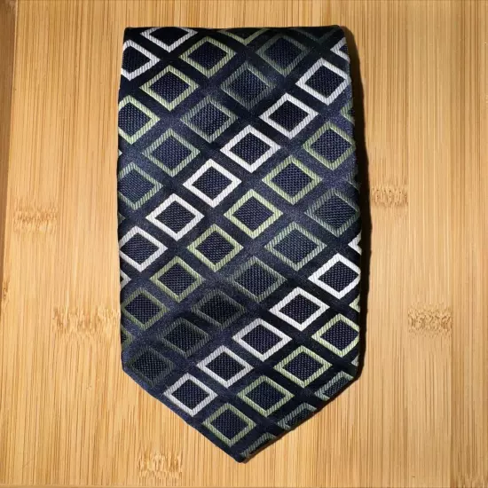 Stafford Essentials Green Geometric Polyester Tie - 58L 3.5W