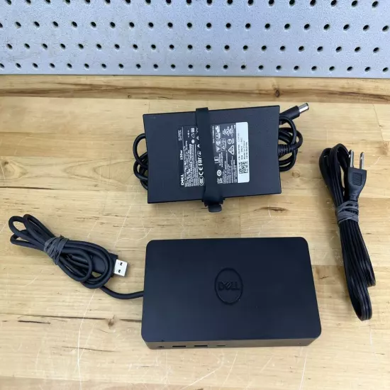 Dell Docking Station D6000 W/130W AC Charger TESTED