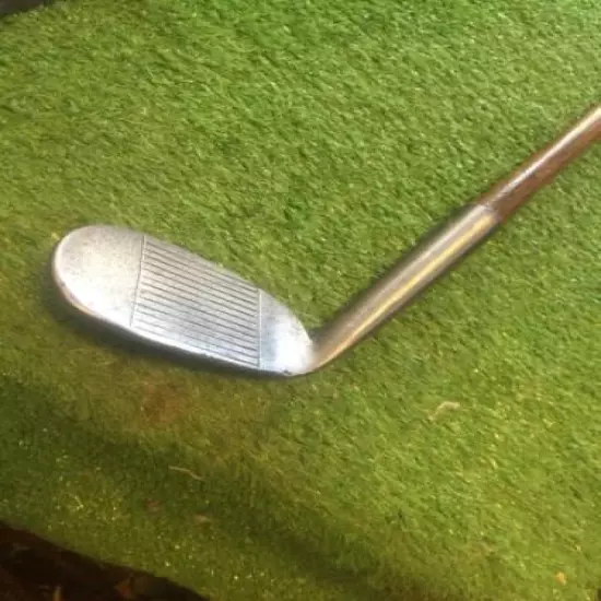 ANTIQUE VINTAGE HARRY VARDON Lined Face Mashie Iron with Gourlay CM Moon +Star