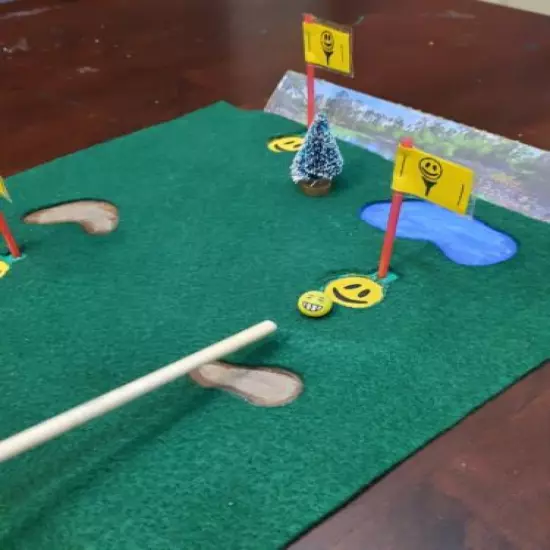 Miniature Indoor Golf Putting Family Game