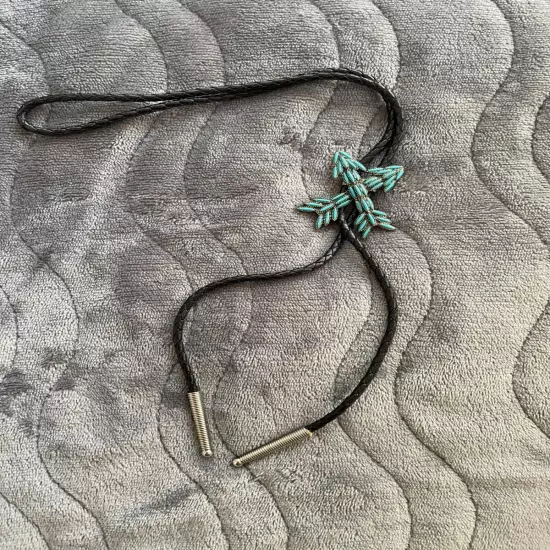 Vintage Sancrest Bolo Tie Pewter With Turquoise Double Arrow Design