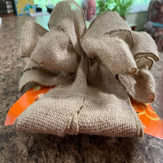 FALL DECORATIVE BURLAP BOW FOR CRAFTING OR DECOR, OR USE ON A GIFT, NEW