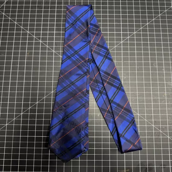 Banana Republic Silk Tie. Skinny Blue Plaid. 58” x 2.5”