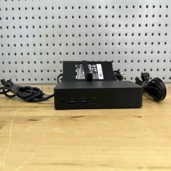 Dell Docking Station D6000 W/130W AC Charger TESTED