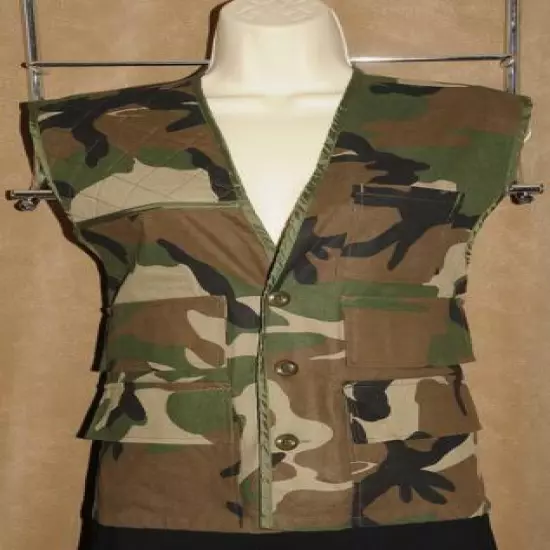 DUCK BAY - Green Brown Black CAMO Cotton Hunting Outdoors Functional VEST sz M