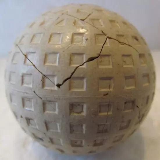 VINTAGE GORDON MESH GOLF BALL WITH UNUSUAL COVER PATTERN