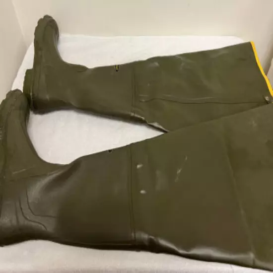 very nice Lacrosse 32" big chief hip boots waders green men's 9